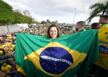 ACORDA BRASIL!!!! – Du Carmo vira três Marias na campanha