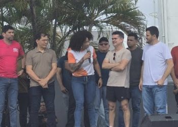Entrega da revitalização da praça e quadra poliesportiva do conjunto Mundo Novo