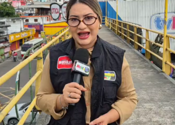 Nova passarela da Torquato Tapajós começa a ganhar pilares de sustentação
