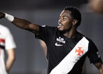 De virada, Vasco bate o São Paulo e encerra jejum no Brasileirão