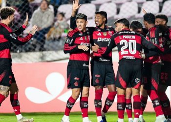 Flamengo supera altitude e vence Cusco em estreia na Libertadores