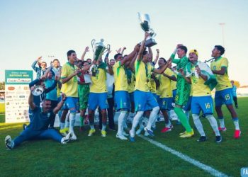 Goleiro manauara brilha na França
