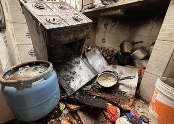 Explosão de botijão de gás deixa homem ferido