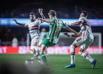 São Paulo vence Juventude no Morumbis e abre vantagem na Copa do Brasil