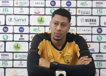 Entrevista coletiva do Zagueiro Rafael Vitor