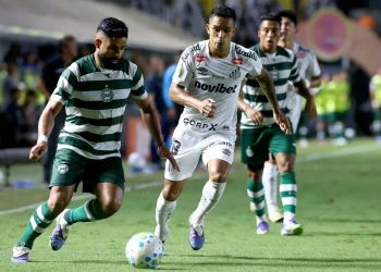 Coritiba almoça Peixe frito e bota 3 a 0 na Arena