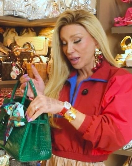 Maya Massafera rebate rumores sobre bolsas falsas