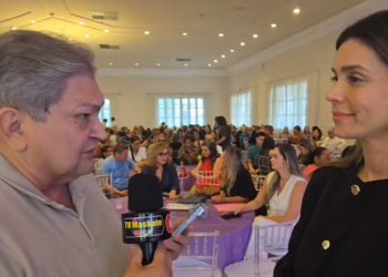 Baile Rosas de Maio com presença de Roberto e Thaisa Cidade, governador e 1ª dama do Amazonas