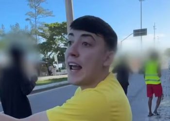 Para viralizar, influencer forja furto de celular e acaba preso