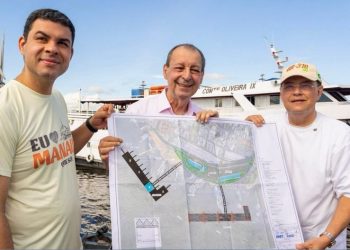 Omar vai a Manaus Moderna ver projeto e destaca impacto para passageiros e feirantes