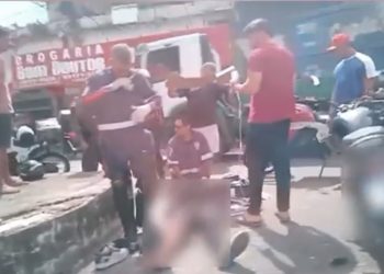 VÍDEO – “Se acabou no chão” motociclista sofre acidente na ZL