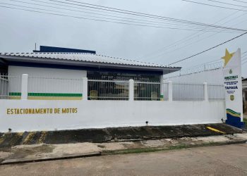 Professor é investigado por assediar alunas