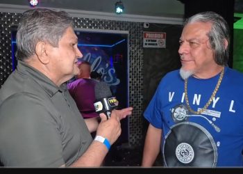 Noite das danceterias com DJ