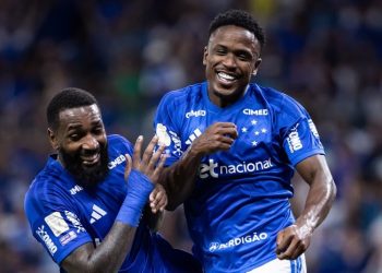 Cruzeiro vence a Chapecoense e ganha confiança para a Libertadores