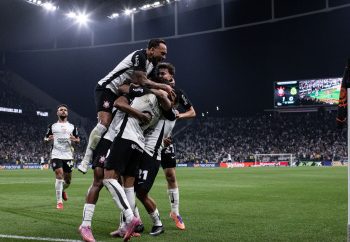 Corinthians vence Atlético-MG com golaço de Zakaria