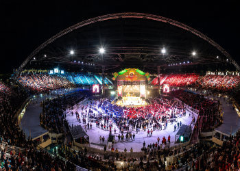 Começou o maior festival a céu aberto do mundo