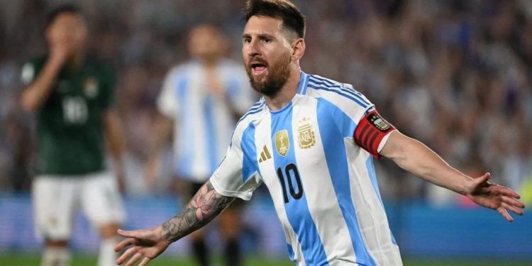 Messi dá show, faz três gols e coloca Argentina na liderança do grupo