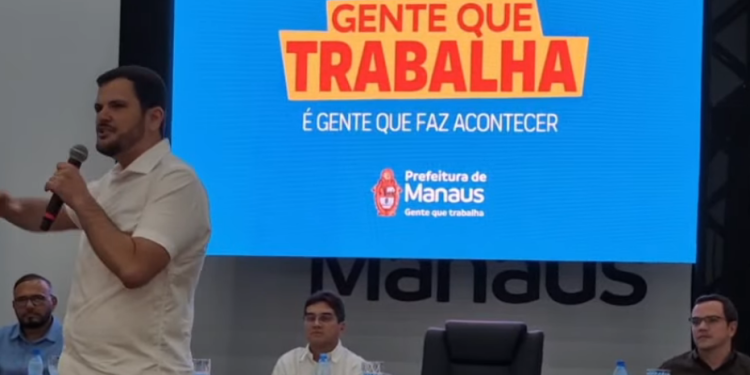 Anúncio do reajuste salarial e ampliação do auxílio-alimentação dos servidores municipais