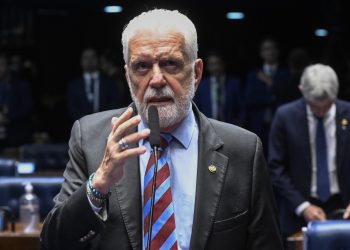 Fedor fatal – A sociedade está estupefata com o nível de patifaria que tomou o governo do PT e o judiciário nacional. Que ia feder, a gente já sabia.