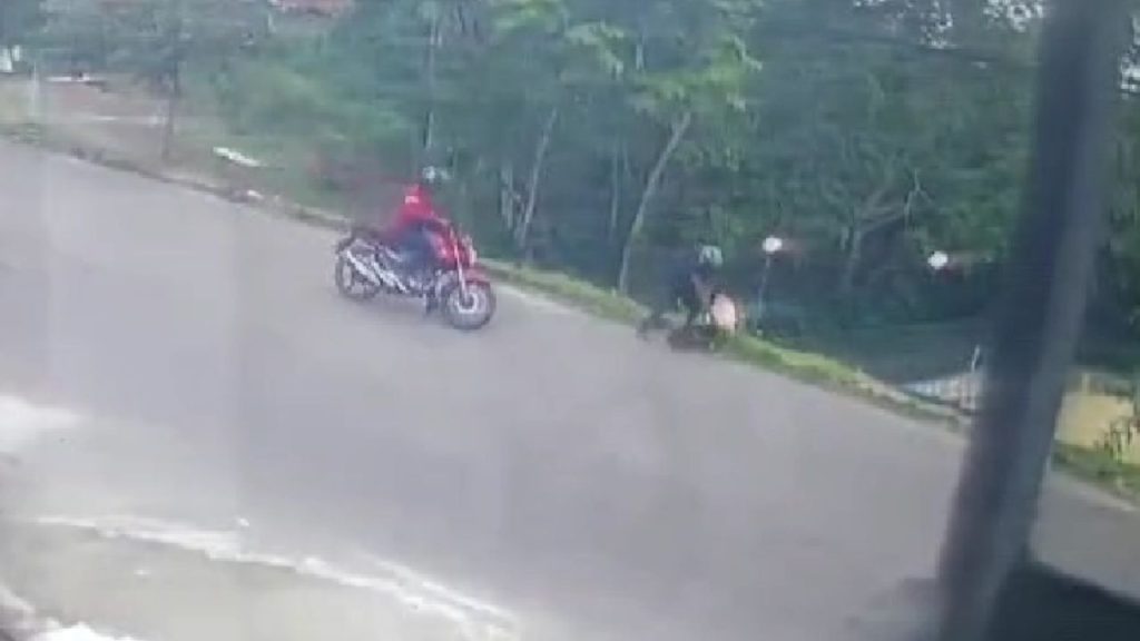 Veja: Após reação de jovem, dupla de assaltantes foge sem levar nada na Cidade Nova
