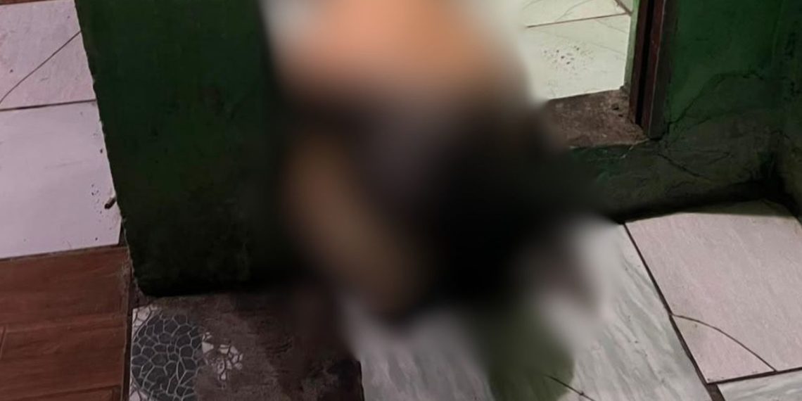 No Crespo, tia encontra sobrinho de 27 anos morto no banheiro de casa