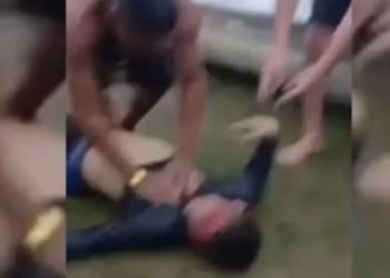 Após mergulho, adolescente de 16 anos morre e tem rosto atacado por piranhas em Coari
