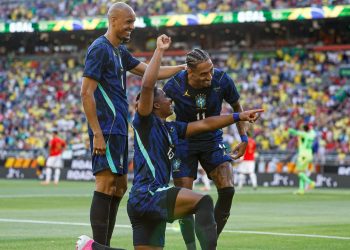 Brasil vence o Egito e encerra preparação para a Copa com vitória