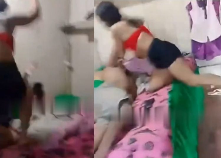 Tomada pelo ciúmes, mulher invade quarto e parte para cima da atual do ex no AM