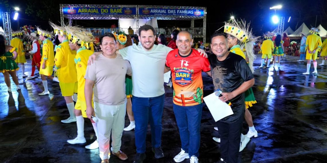 Mas Renatinho Junior entra em campo com David