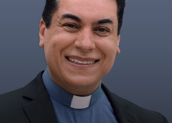 Padre aconselha noiva a desistir do casamento após lista de exigências do noivo