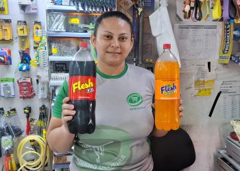 Flesh Cola e Flesh Laranja no Mercadinho & Açougue Oliveira