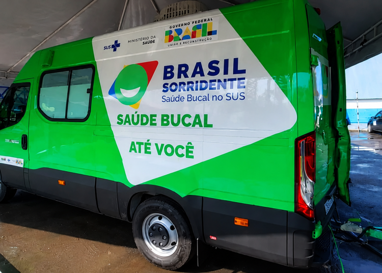 Vacinação e serviços gratuitos movimentam Feira da Cidadania