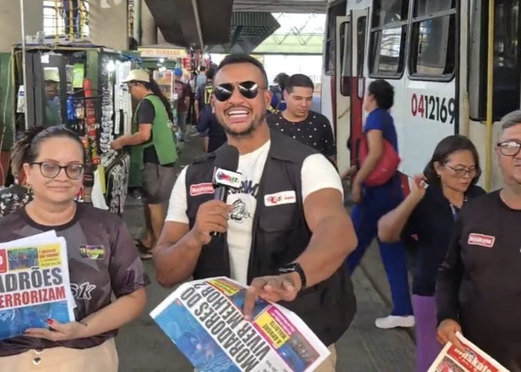 Circulação do Jornal MASKATE anima o Terminal 4! Vai MASKATE!