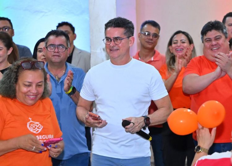 No Novo Aleixo, David reúne lideranças e mostra resultados para defender projeto de mudança no Amazonas