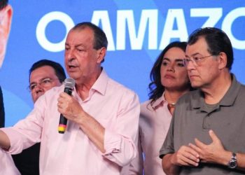 CLUBE DO TRABALHADOR – Omar e Eduardo Braga fazem convenção conjunta