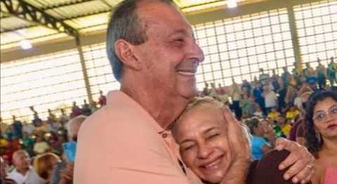 Entregas de casas populares devem ser retomadas, afirma Omar Aziz