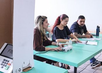 Em Manaus, mesário que faltar às eleições será multado em R$ 175 por turno