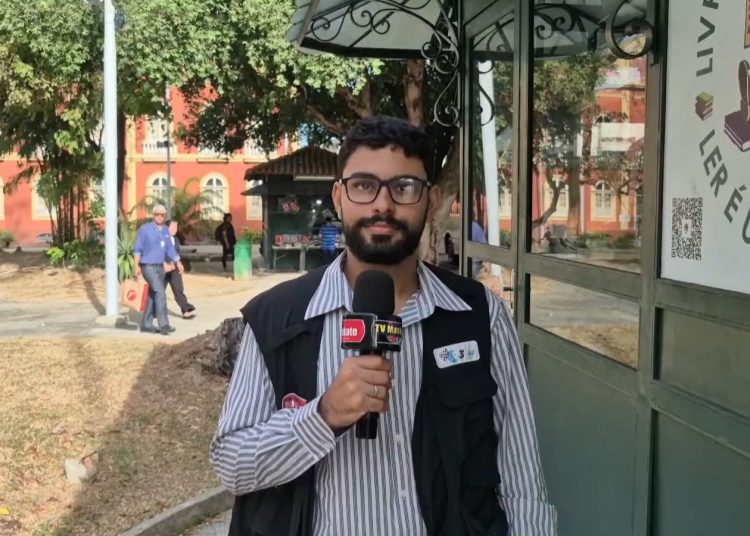 Viaje no tempo e descubra o Sebo Édipoeira, localizado no coração de Manaus
