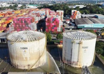 Retorno às atividades é autorizado após controle de vazamento de gás