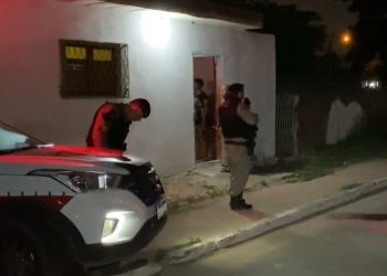 Executado a tiros na porta de casa